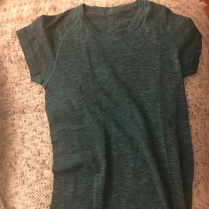 Swiftly tech short sleeve crew Size 6